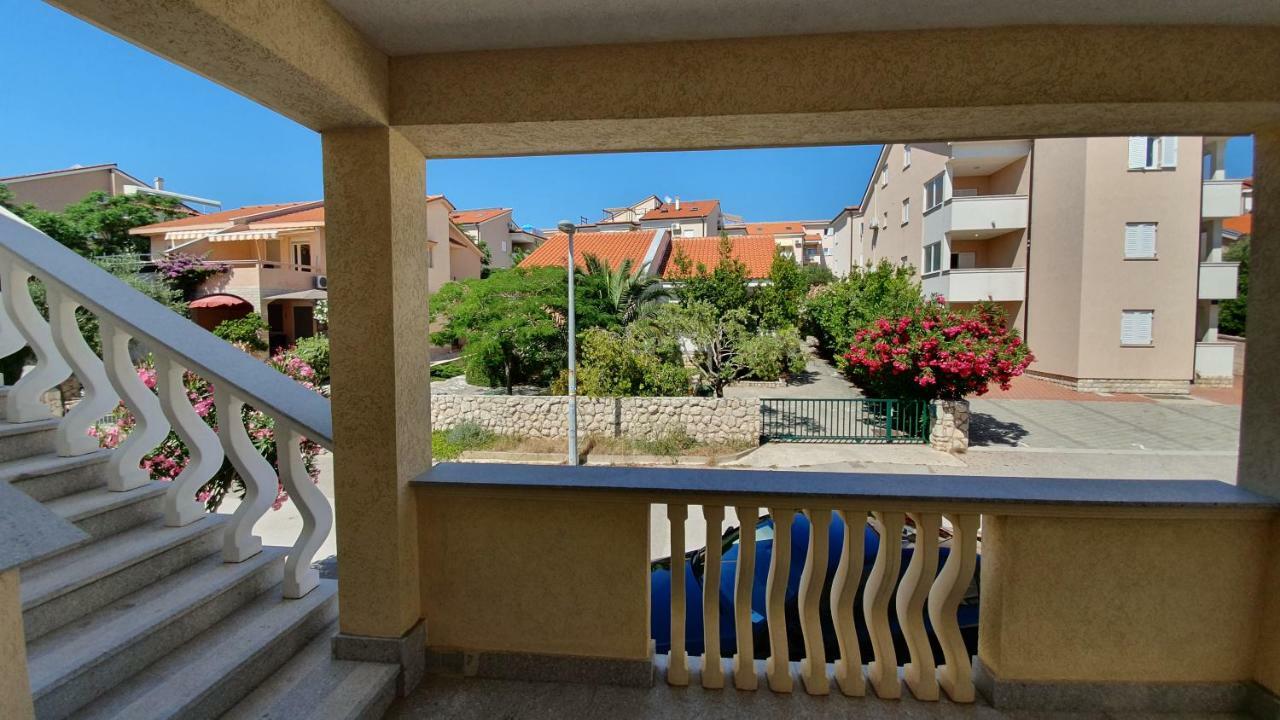 Apartments Mislav Novalja Exterior foto
