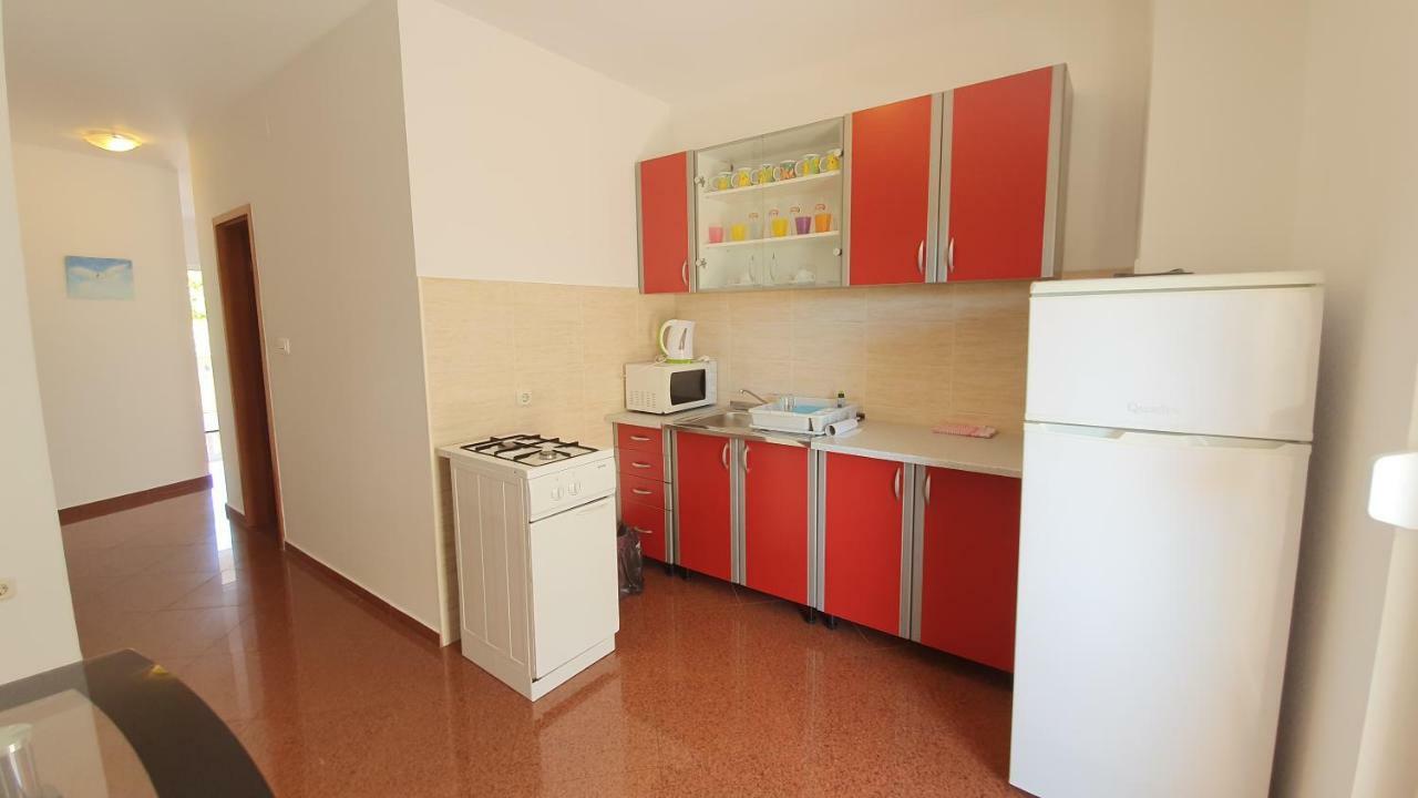 Apartments Mislav Novalja Exterior foto